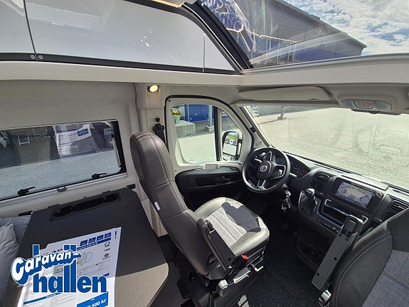 Adria Twin Supreme 640 SLB 15 of 27
