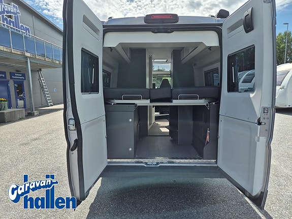 Adria Twin Supreme 640 SLB 9 of 27