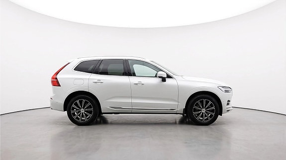 Volvo XC60 3 of 5