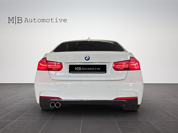 BMW 320d 5 of 5
