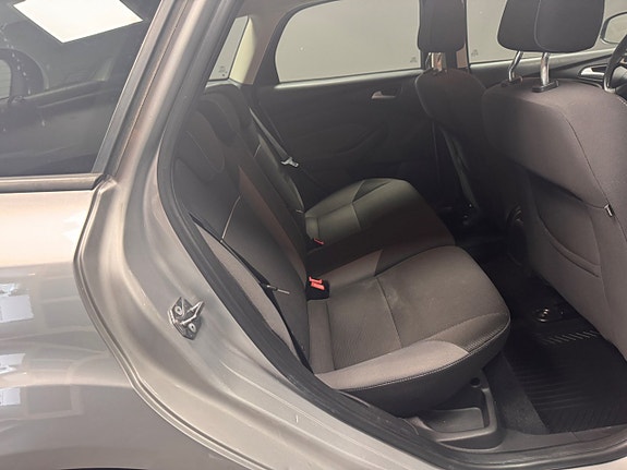 Ford Focus 6 of 8