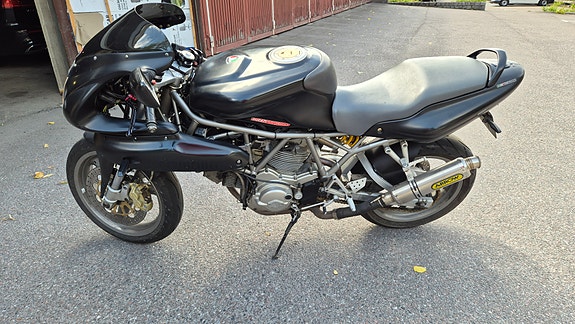 Ducati 750 S/SS 2 of 5