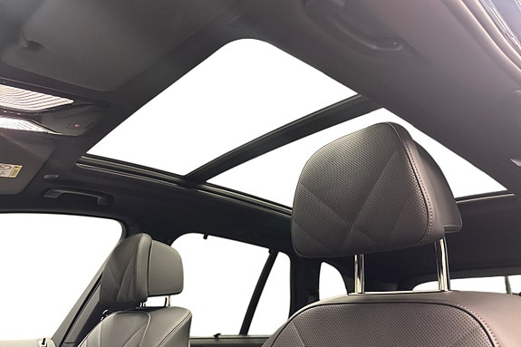 BMW X5 14 of 14