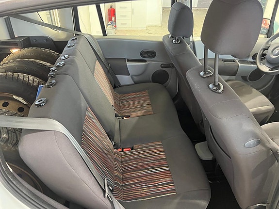 Renault Modus 8 of 10