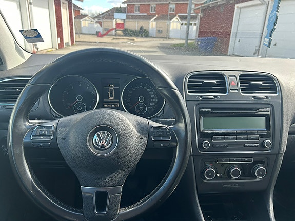 Volkswagen Golf VI 10 of 11