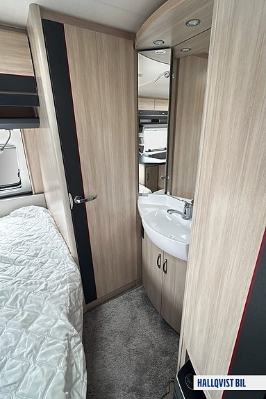 Hobby 560 Kmfe De luxe Barnkammare 7 of 12