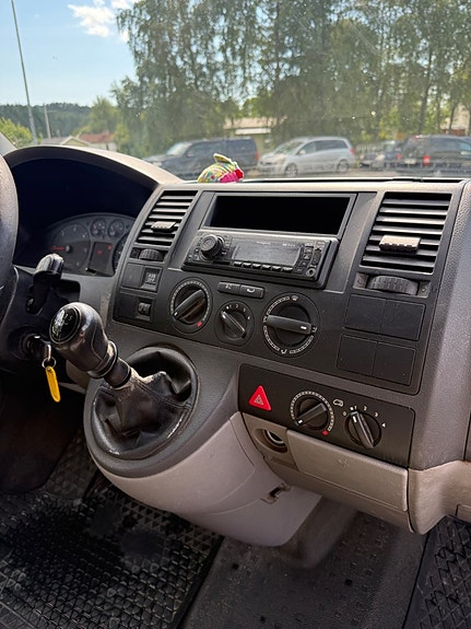 Volkswagen Transporter 11 of 14