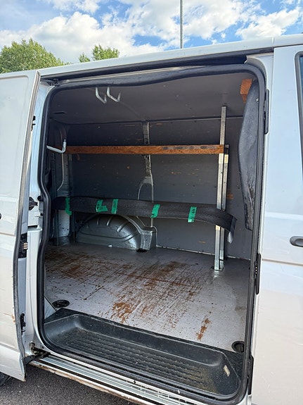 Volkswagen Transporter 13 of 14