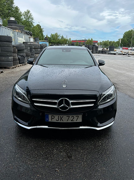 Mercedes-Benz C220 d 9 of 12