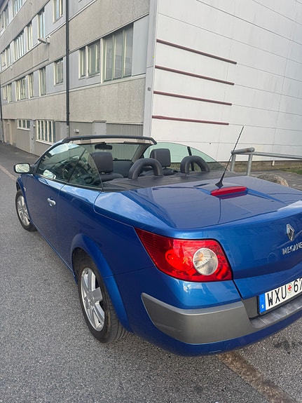Renault Megane II 3 of 5