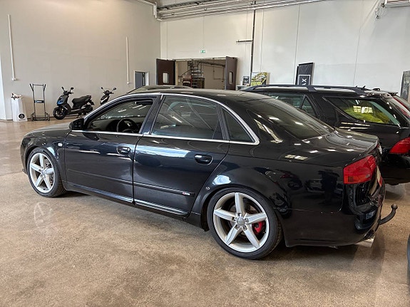 Audi A4 7 of 9