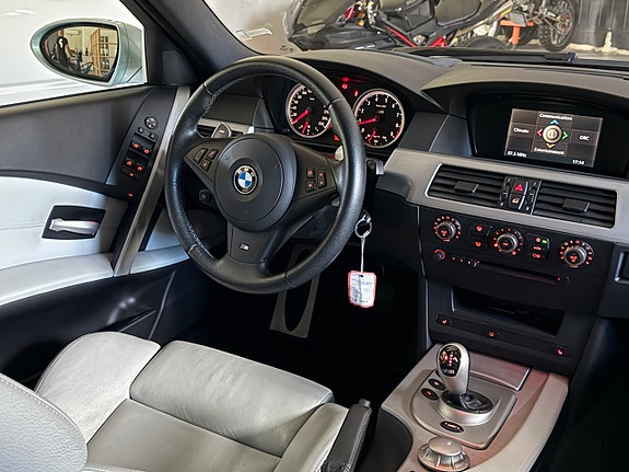 BMW M5 11 of 21