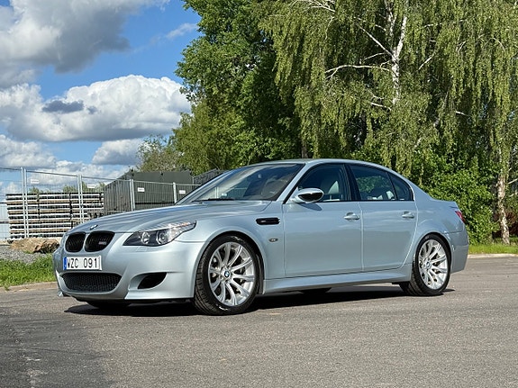 BMW M5 8 of 21