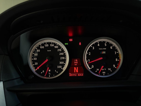BMW M5 15 of 21