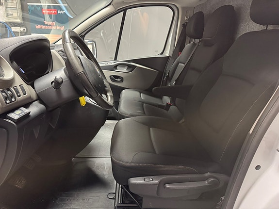 Renault Trafic 9 of 10