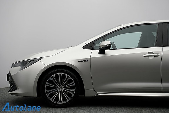 Toyota Corolla 12 of 28