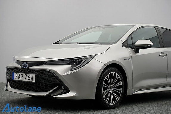 Toyota Corolla 11 of 28
