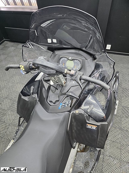 Ski-Doo Expedition 600 5 of 9