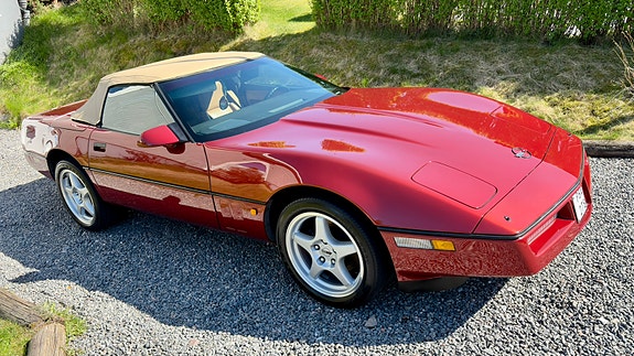 Chevrolet Corvette 4 of 4