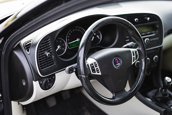 Saab 9-3 3 of 5