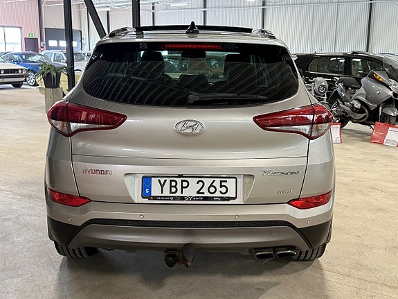 Hyundai Tucson 4 of 5