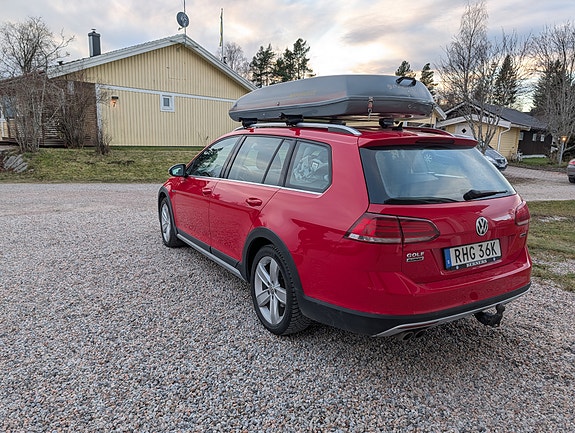 Volkswagen Golf Alltrack 6 of 6