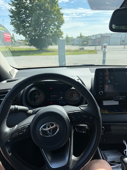 Toyota Yaris 4 of 5