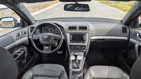 Skoda Octavia RS 12 of 14