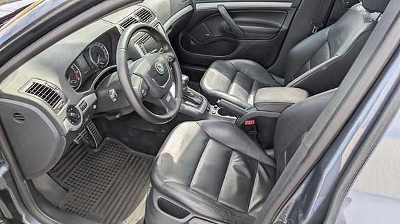 Skoda Octavia RS 7 of 14