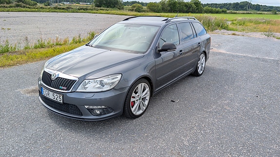 Skoda Octavia RS 2 of 5