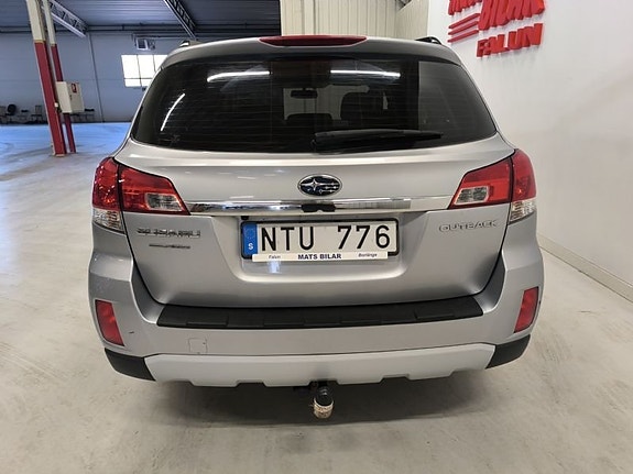Subaru Outback 5 of 5