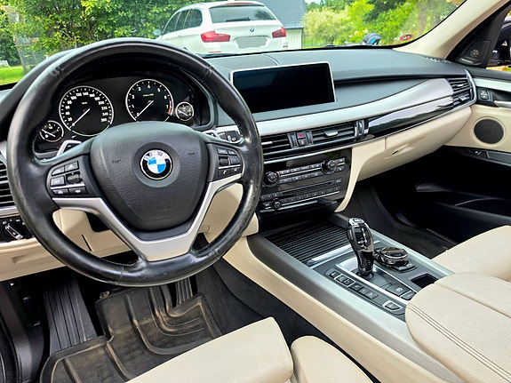 BMW X5 6 of 13