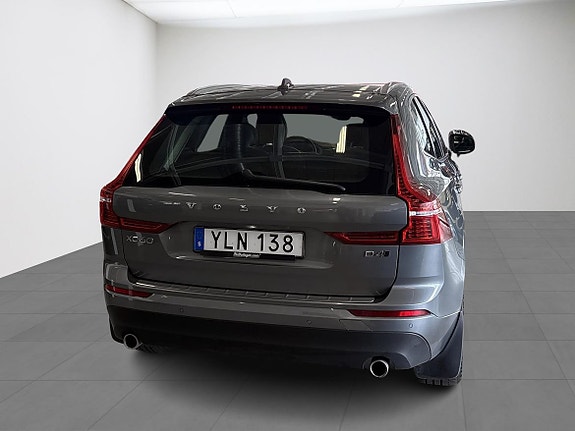 Volvo XC60 4 of 5