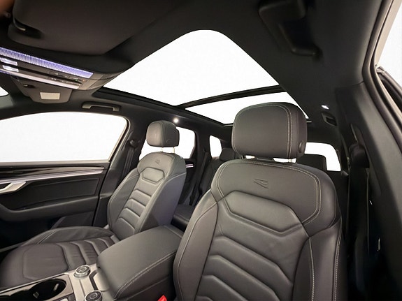 Volkswagen Touareg 11 of 30