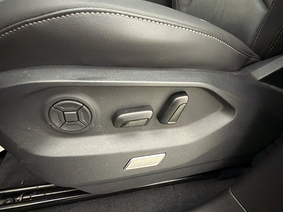 Volkswagen Touareg 13 of 30
