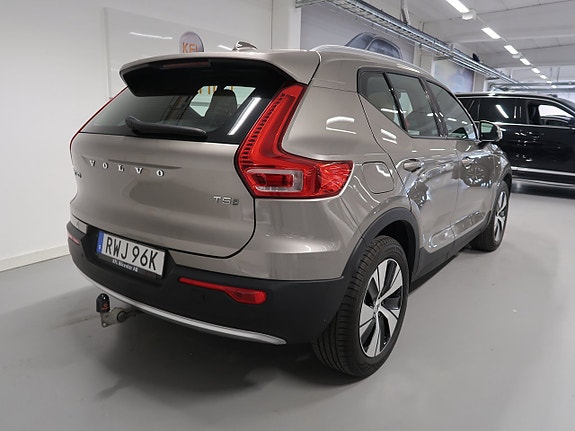 Volvo XC40 5 of 5