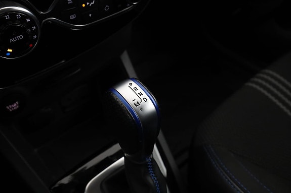 Renault Clio 29 of 30