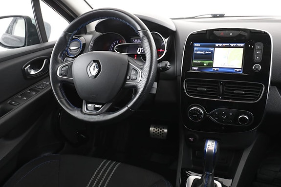 Renault Clio 14 of 30