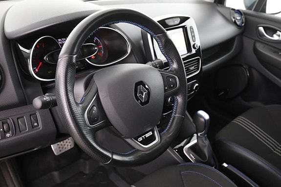 Renault Clio 12 of 30