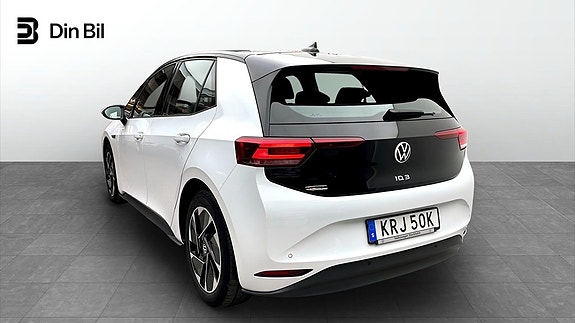Volkswagen ID.3 3 of 5