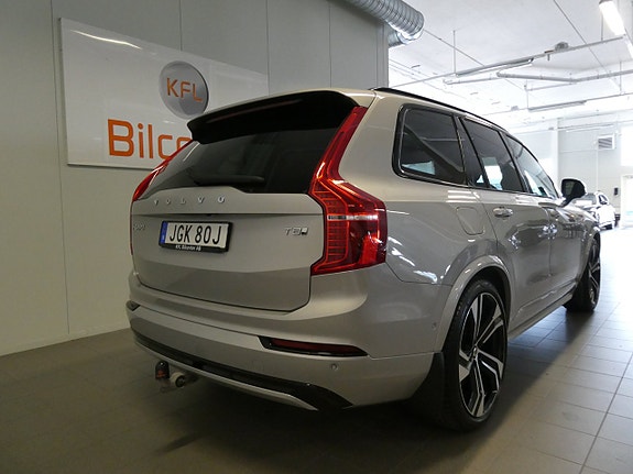 Volvo XC90 8 of 30