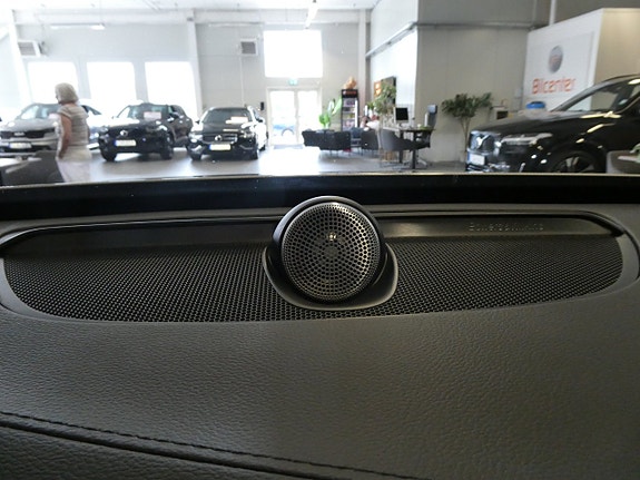 Volvo XC90 23 of 30