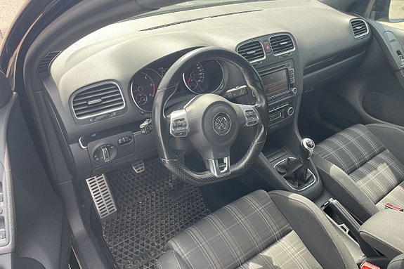 Volkswagen Golf I 6 of 6
