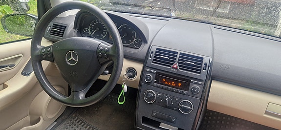 Mercedes-Benz A150 6 of 6