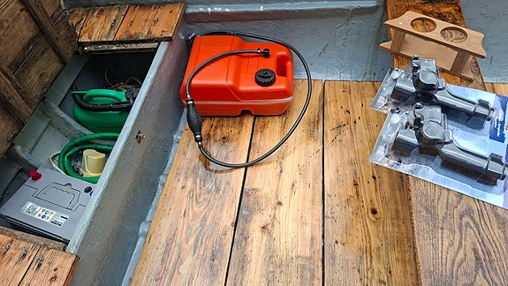 Brenderup trailer och plasteka. 4 of 5