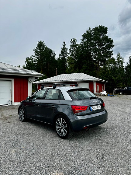 Audi A1 4 of 5