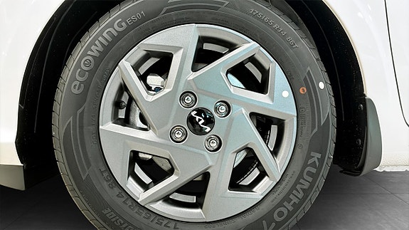 Kia Picanto 9 of 9