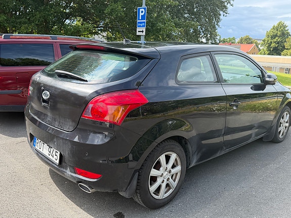 Kia Ceed 4 of 5