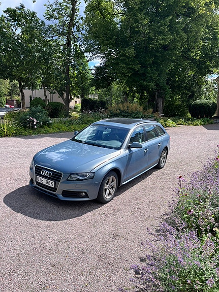 Audi A4 4 of 8