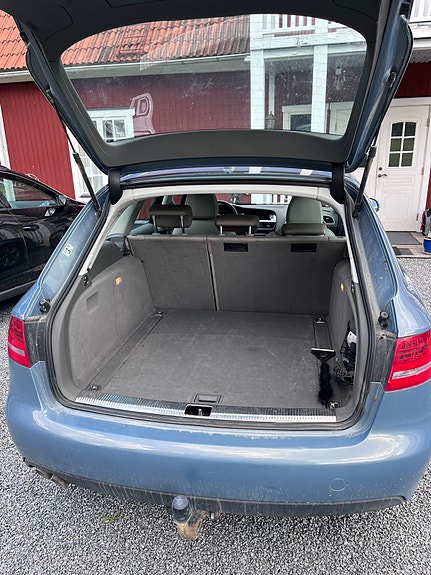 Audi A4 8 of 8